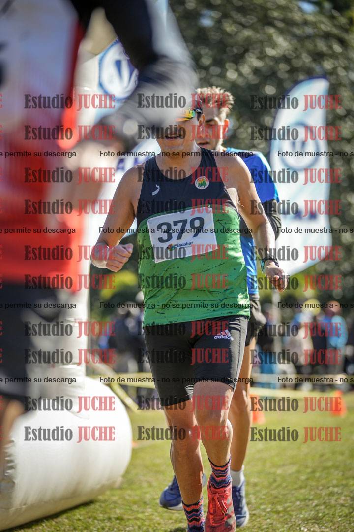 Fotos de la llegada del cross de 8000 m
