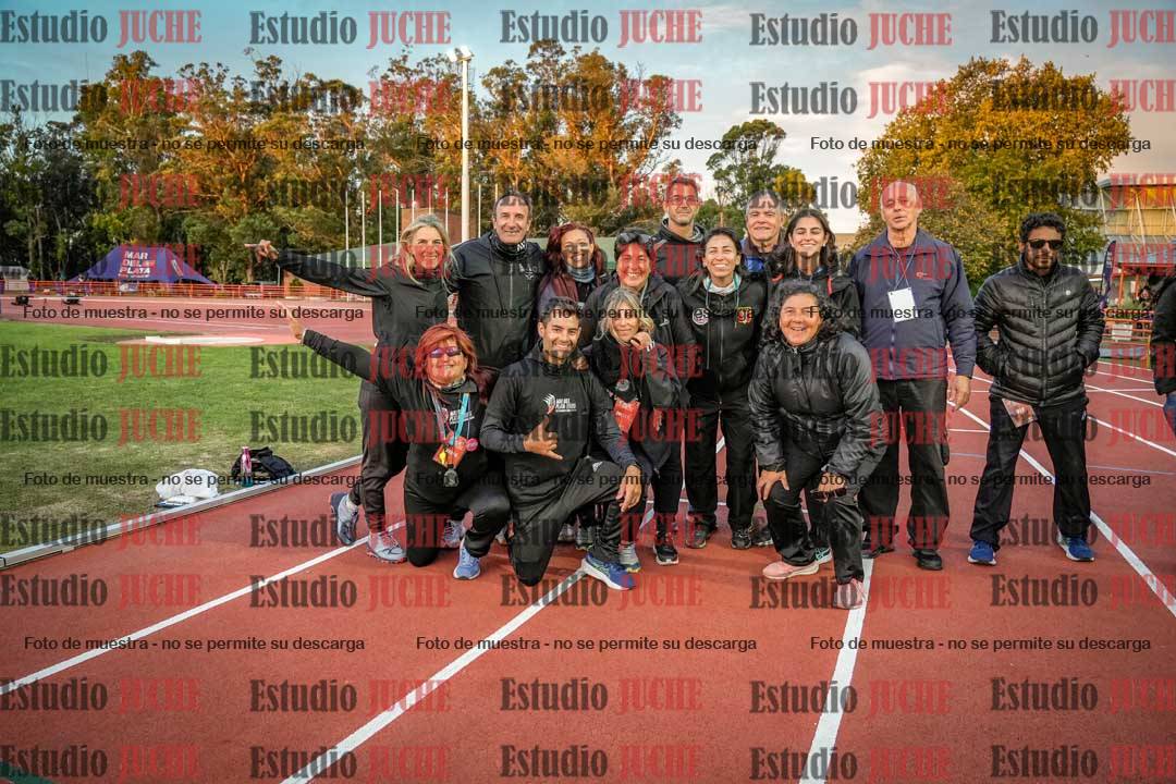 Fotos de algunos extras y podios del día 3
