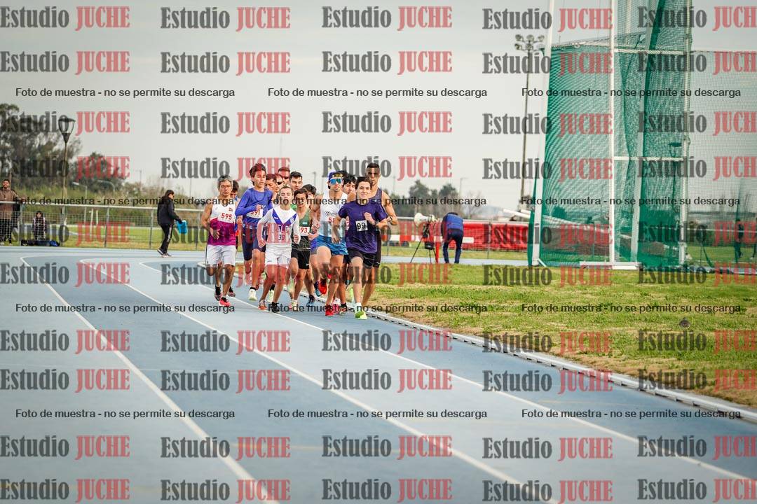 Fotos de los 1500 m llanos de varones