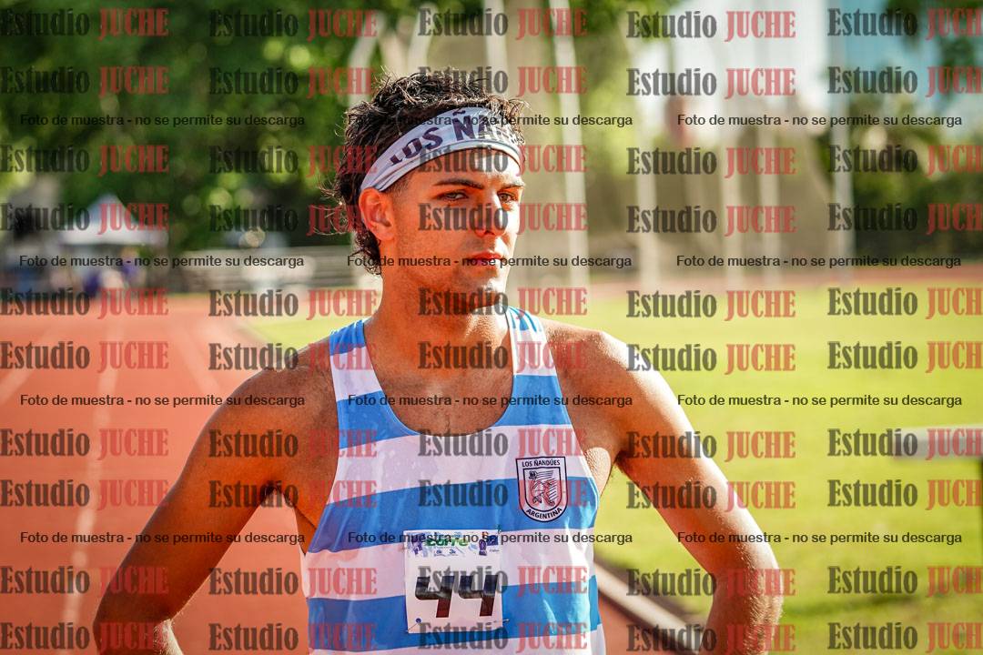 Fotos de los 3000 m llanos de varones