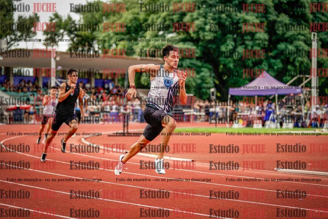 Fotos de los 400 m llanos de varones