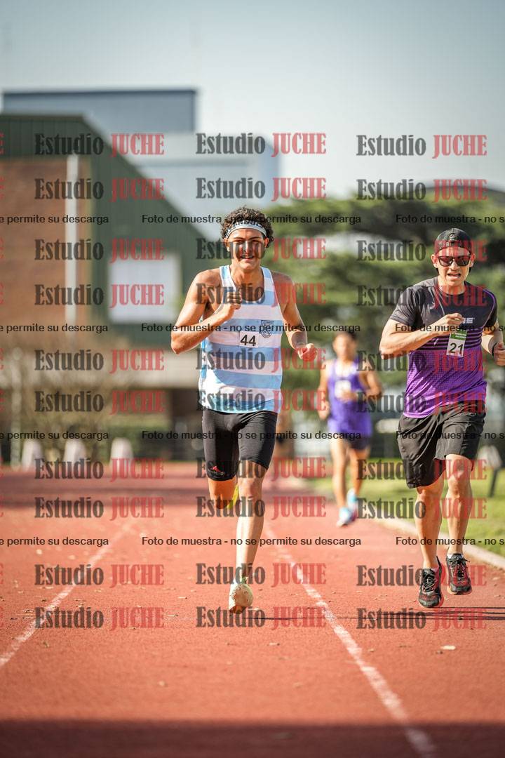 Fotos de los 5000 m de mujeres y varones