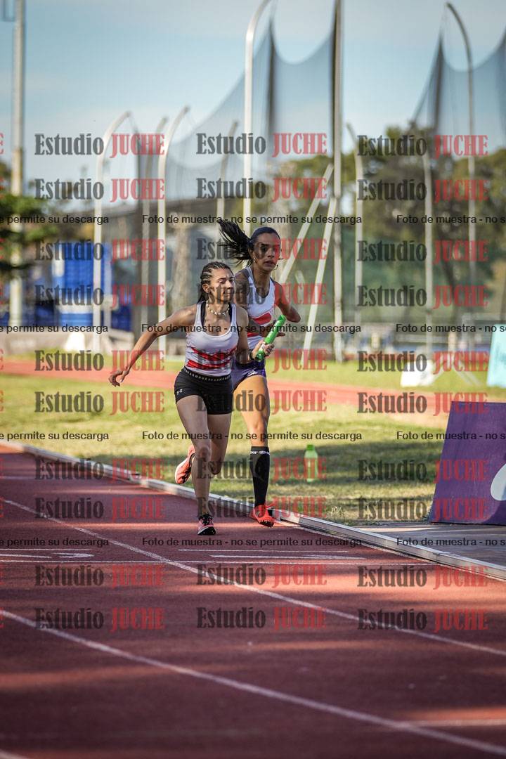 Fotos de las Postas 4x400 m de mujeres