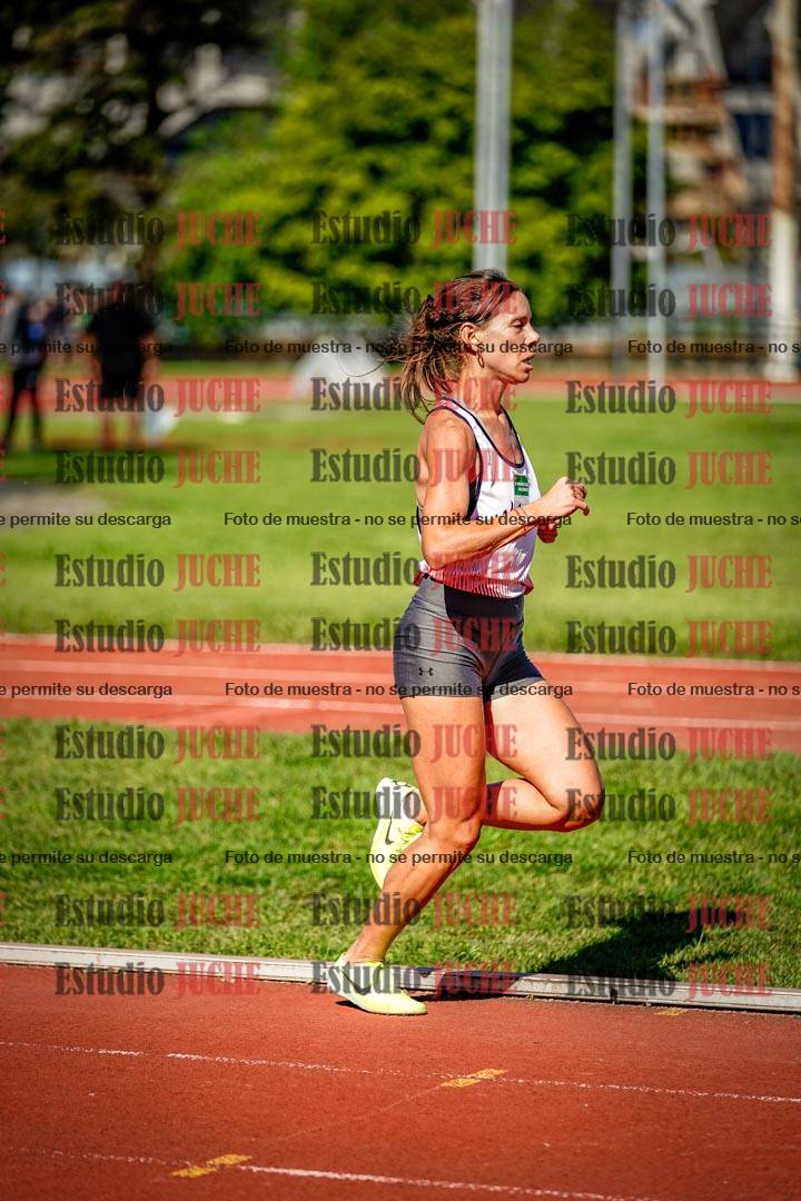 Fotos de los 5000 m llanos de mujeres y varones