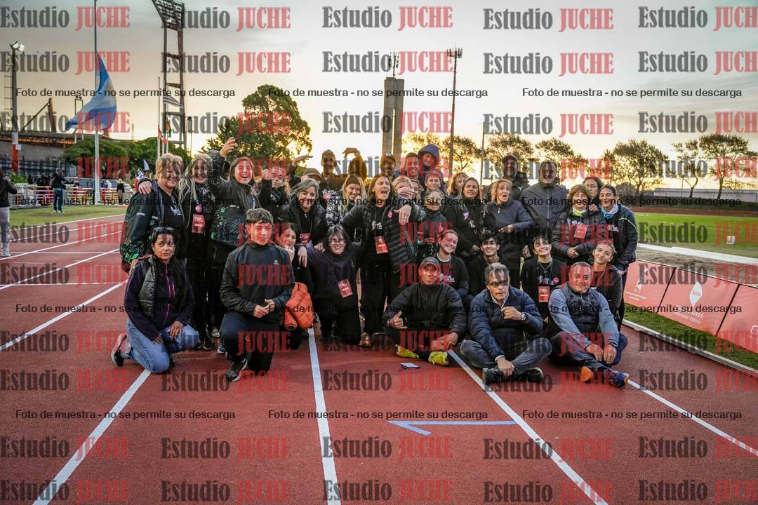 Fotos de algunos extras y podios del día 3
