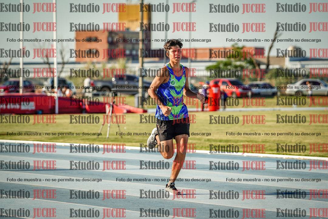 Fotos de los 400 m llanos de varones