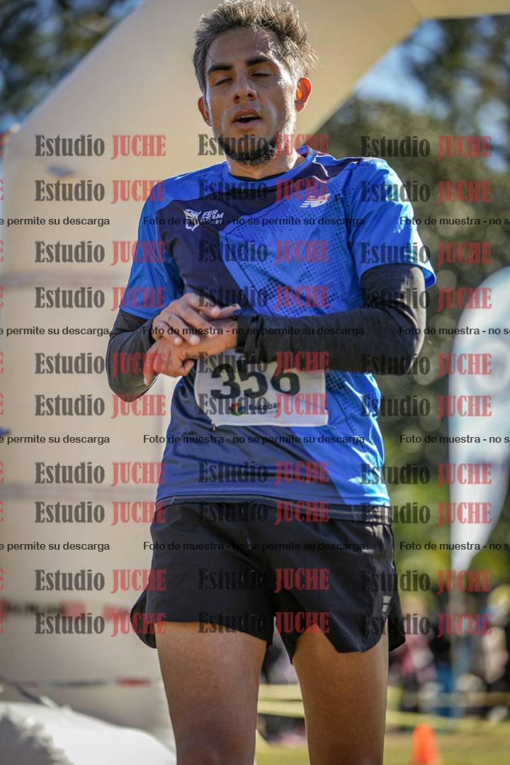 Fotos de la llegada del cross de 8000 m