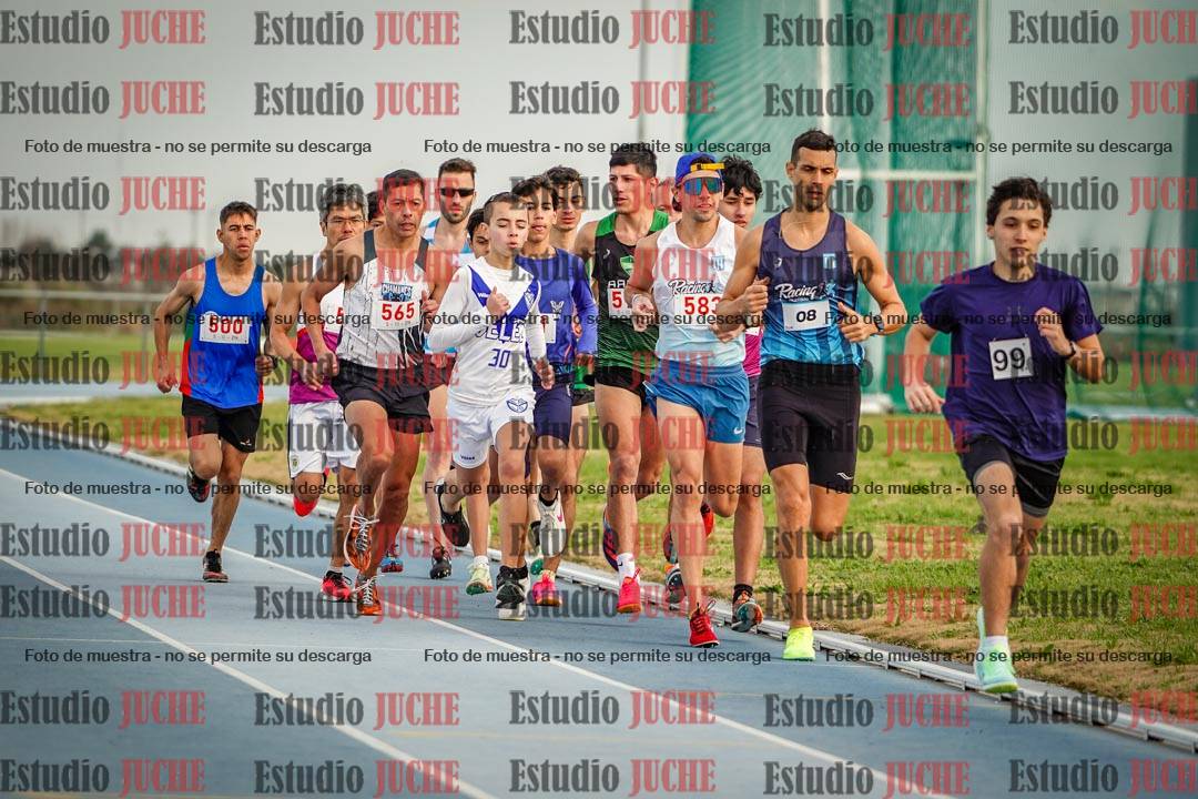Fotos de los 1500 m llanos de varones
