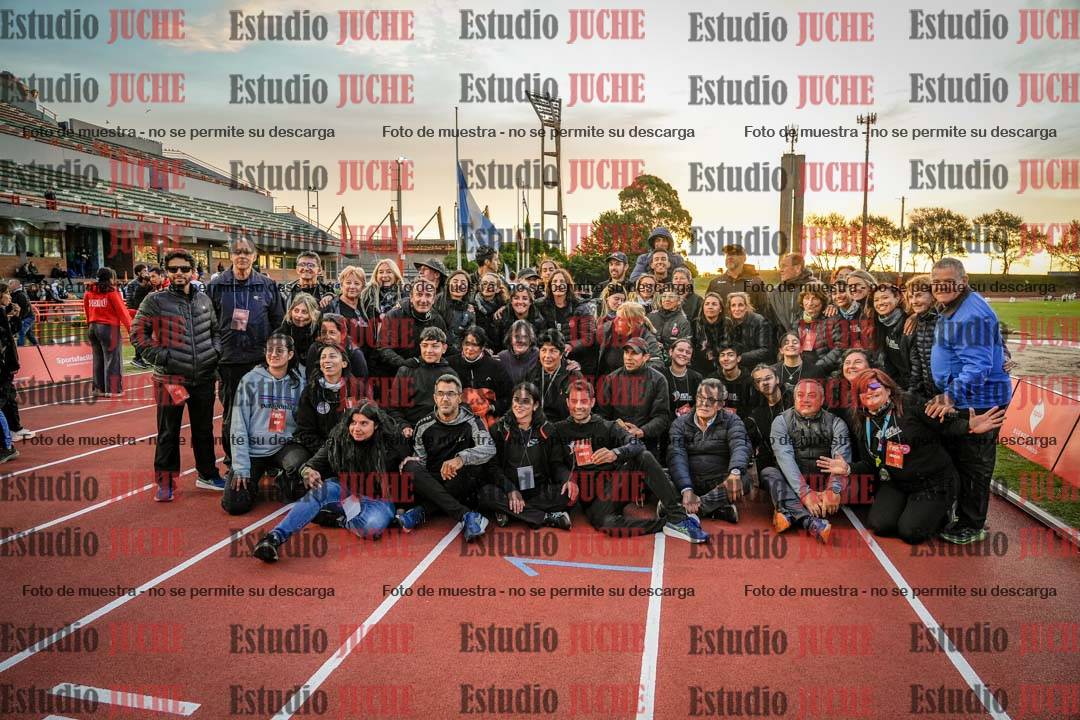 Fotos de algunos extras y podios del día 3