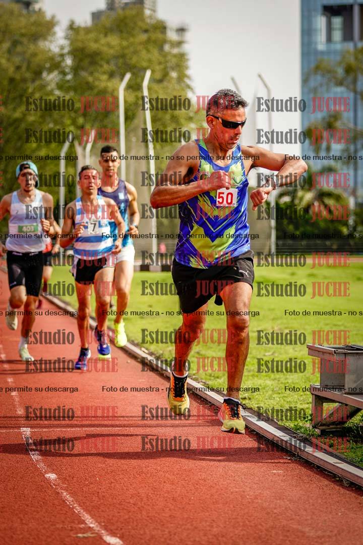 Fotos de los 3000 m llanos de varones