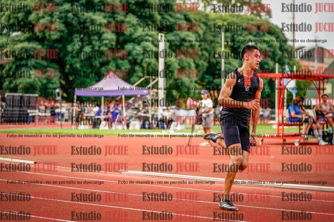 Fotos de los 400 m llanos de varones