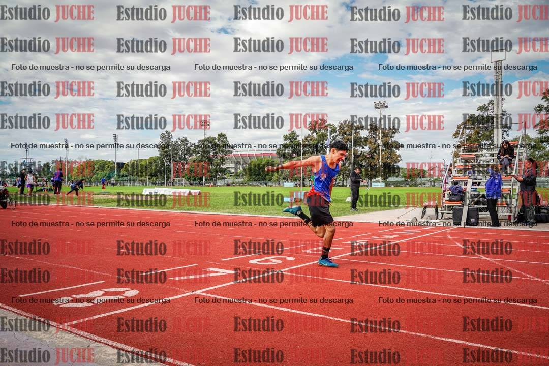 Fotos de los 400 m llanos de varones