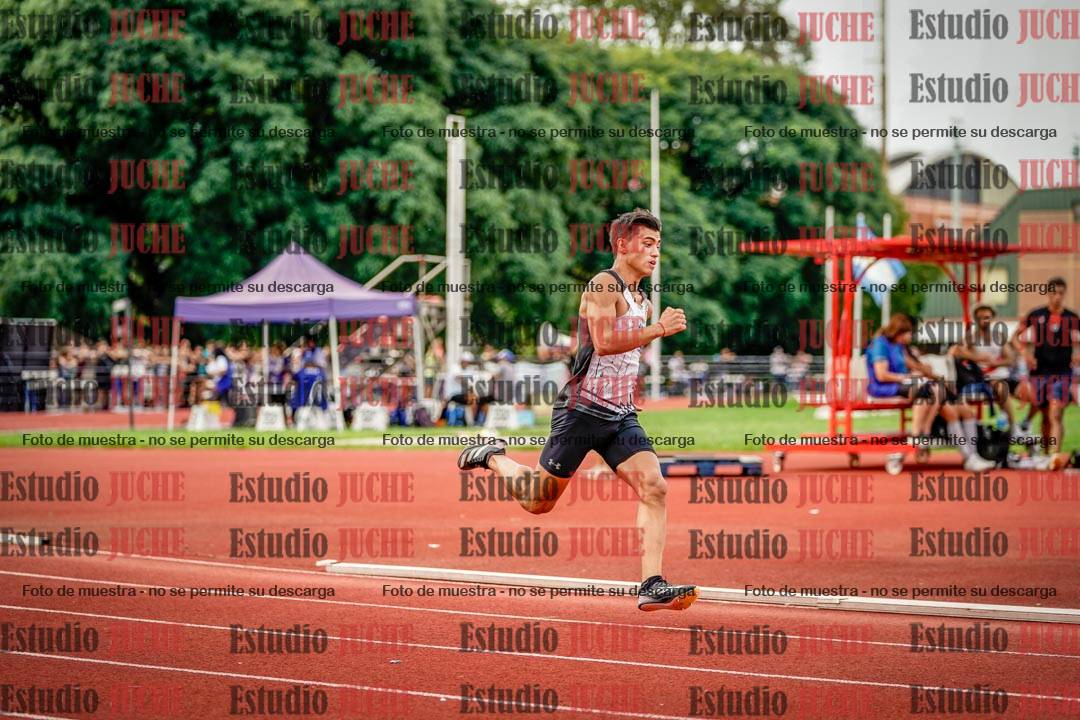 Fotos de los 400 m llanos de varones