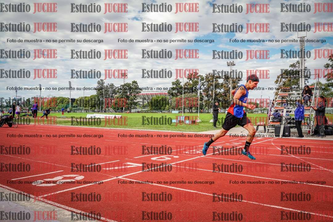 Fotos de los 400 m llanos de varones