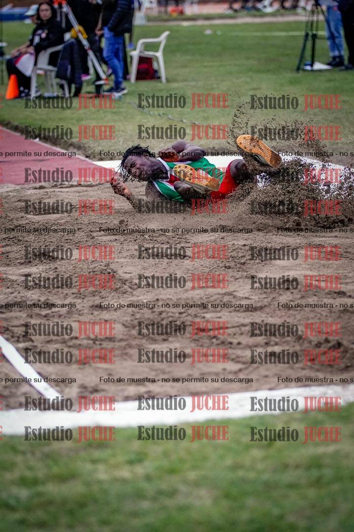 Fotos del salto triple de varones - FINAL