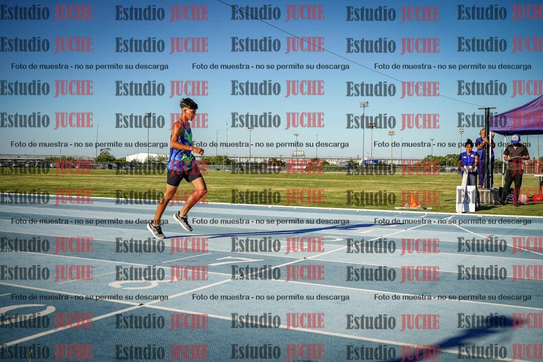 Fotos de los 400 m llanos de varones