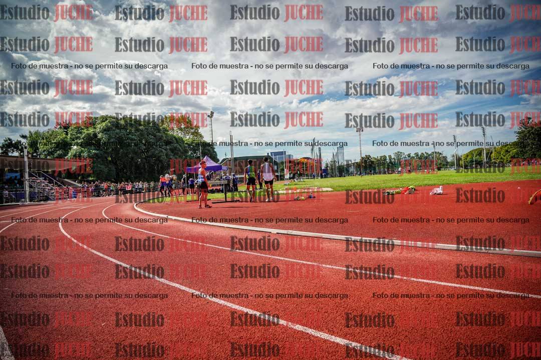 Fotos de los 800 m llanos de varones