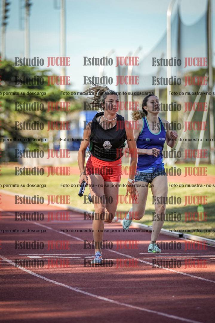 Fotos de las Postas 4x400 m de mujeres
