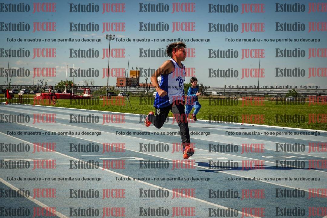 Fotos de los 50 m llanos de varones