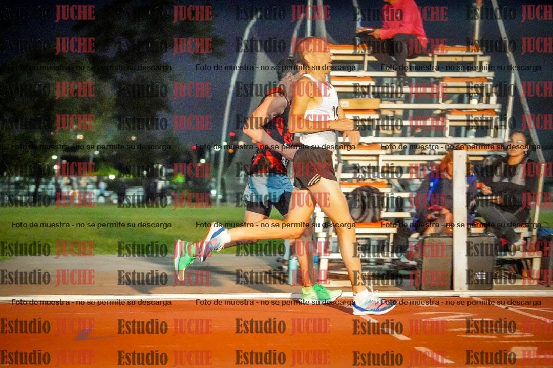 Fotos de los 1500 m llanos de varones