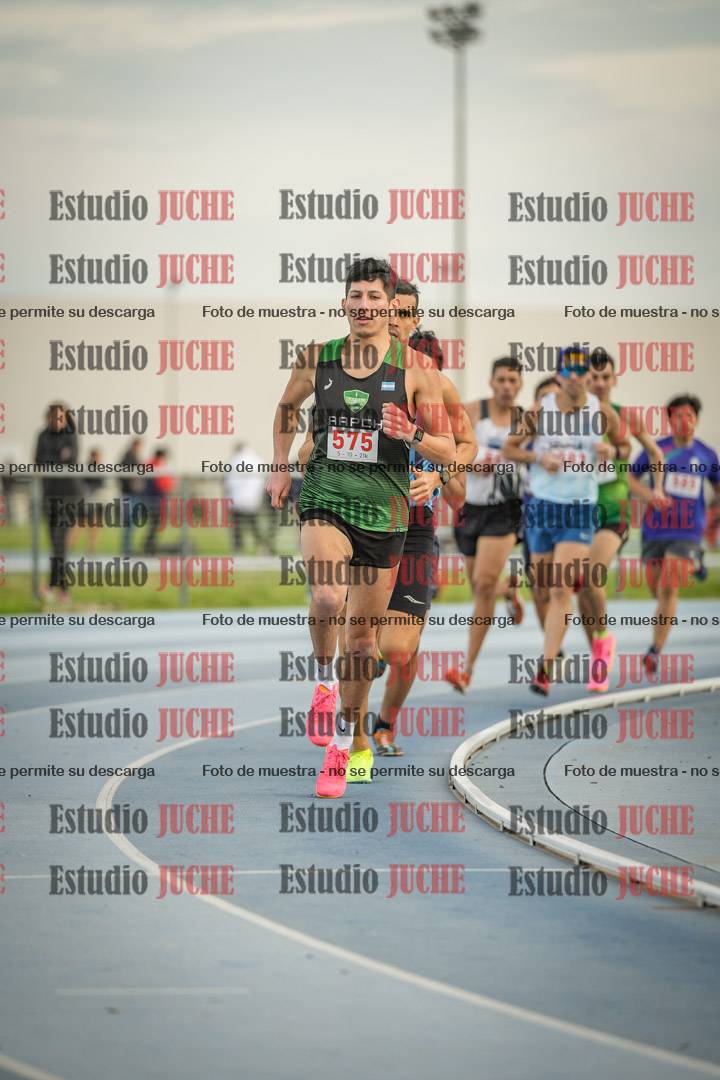 Fotos de los 1500 m llanos de varones