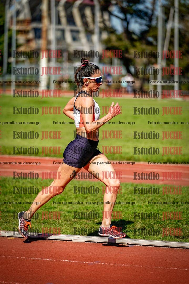 Fotos de los 5000 m llanos de mujeres y varones