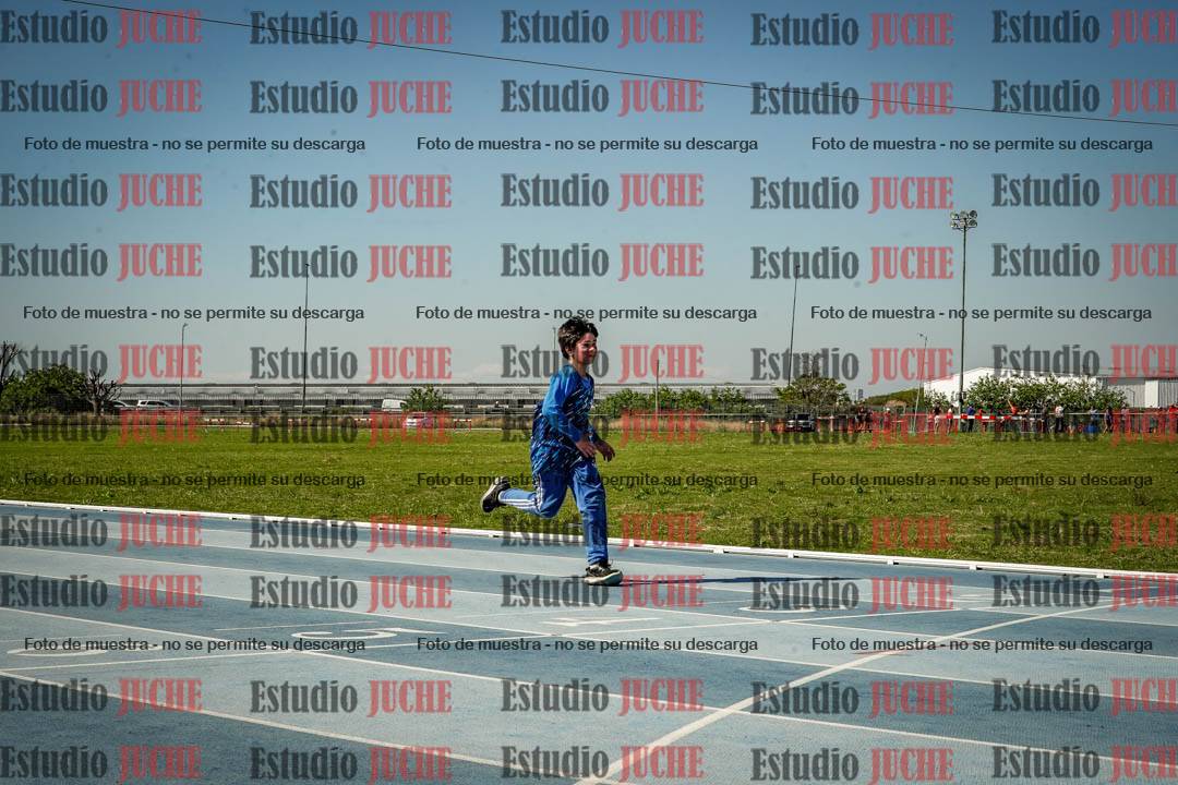 Fotos de los 50 m llanos de varones