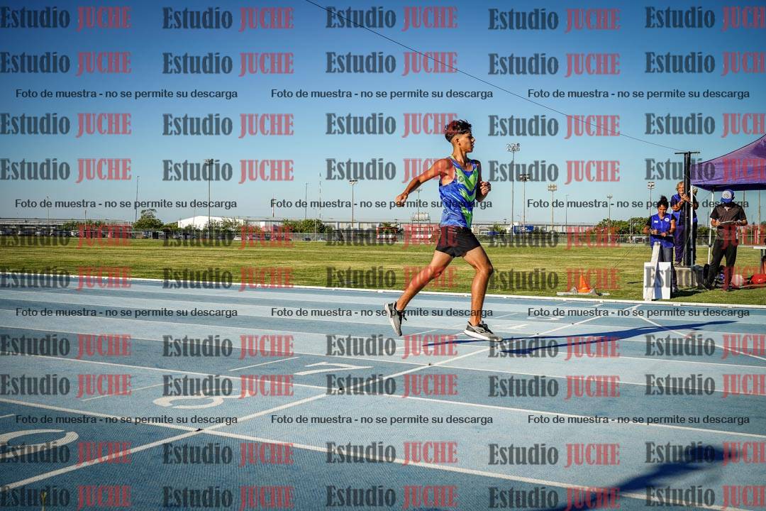 Fotos de los 400 m llanos de varones