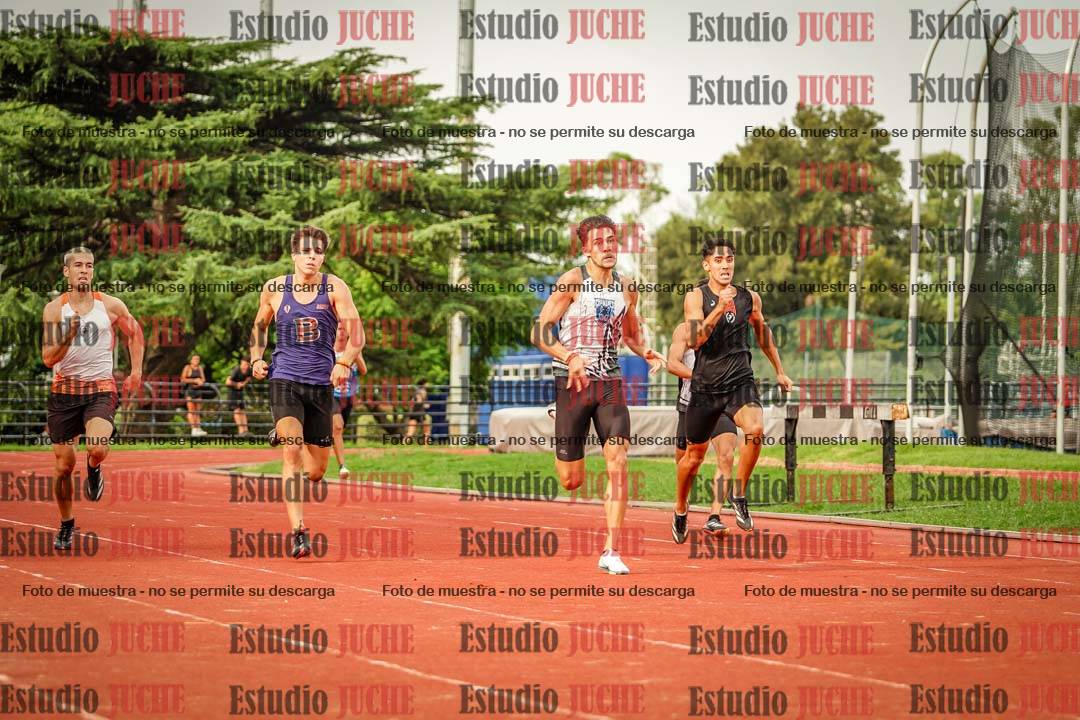 Fotos de los 400 m llanos de varones