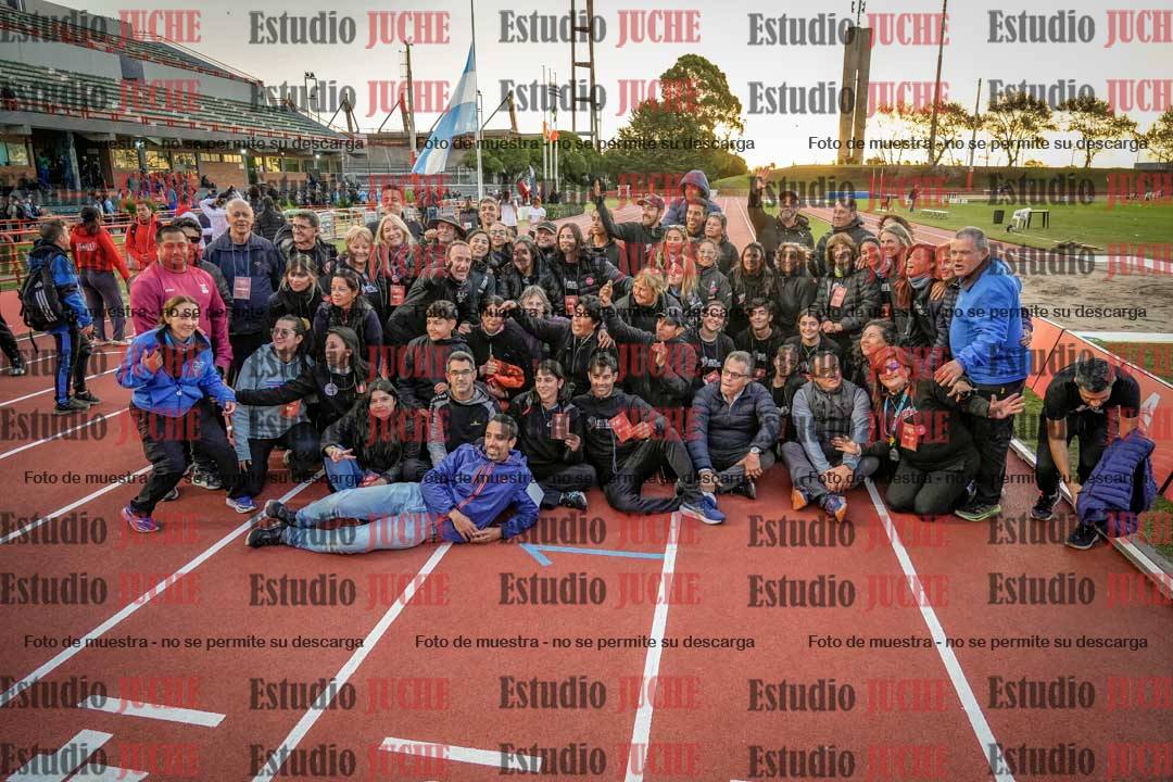 Fotos de algunos extras y podios del día 3