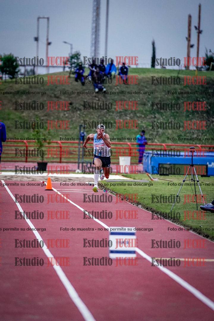 Fotos del salto triple de varones - FINAL
