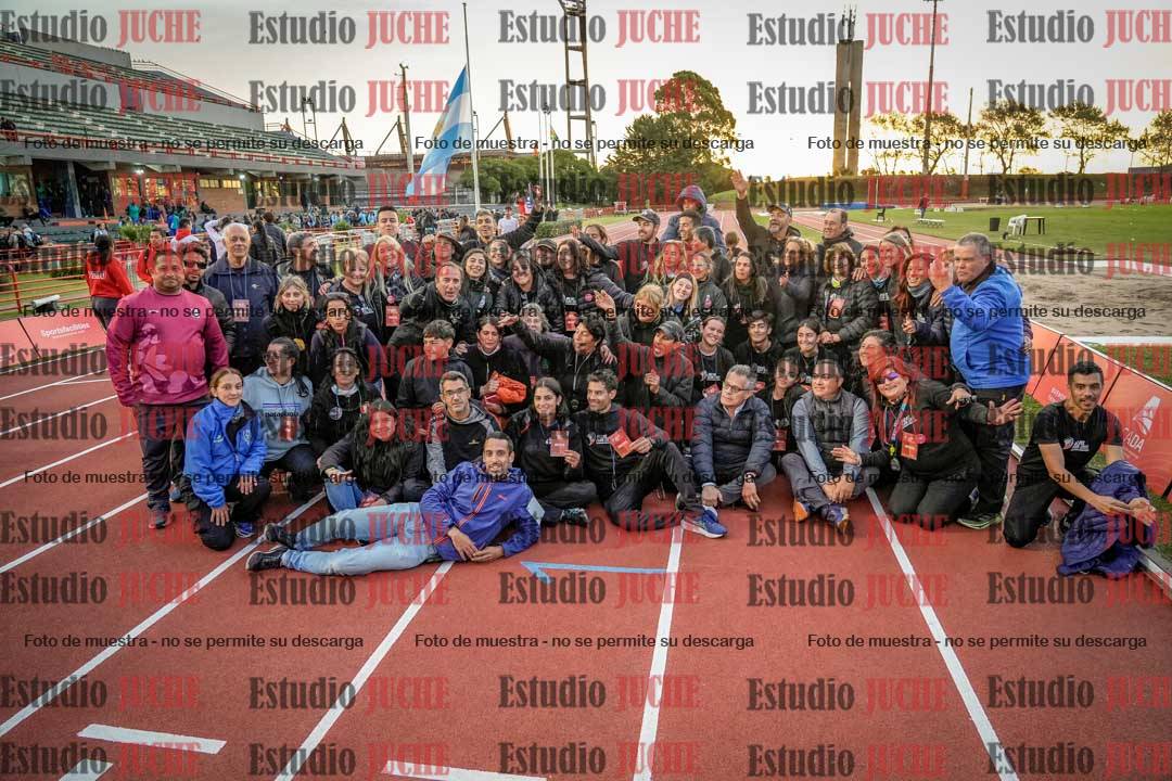 Fotos de algunos extras y podios del día 3