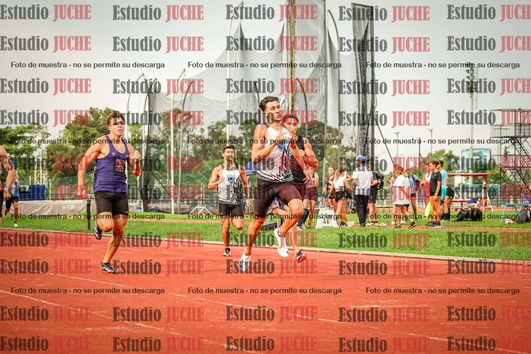 Fotos de los 400 m llanos de varones