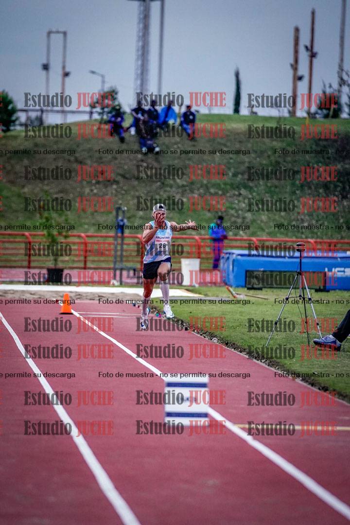 Fotos del salto triple de varones - FINAL