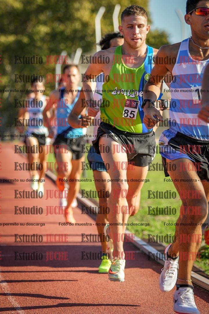 Fotos de los 3000 m llanos de varones
