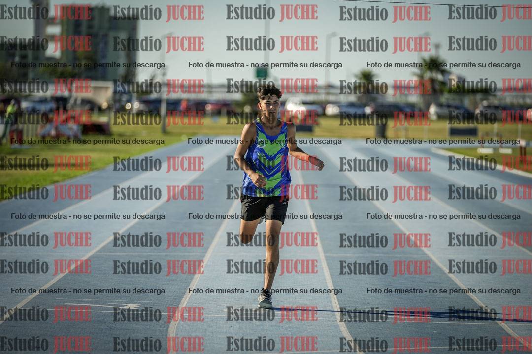 Fotos de los 400 m llanos de varones