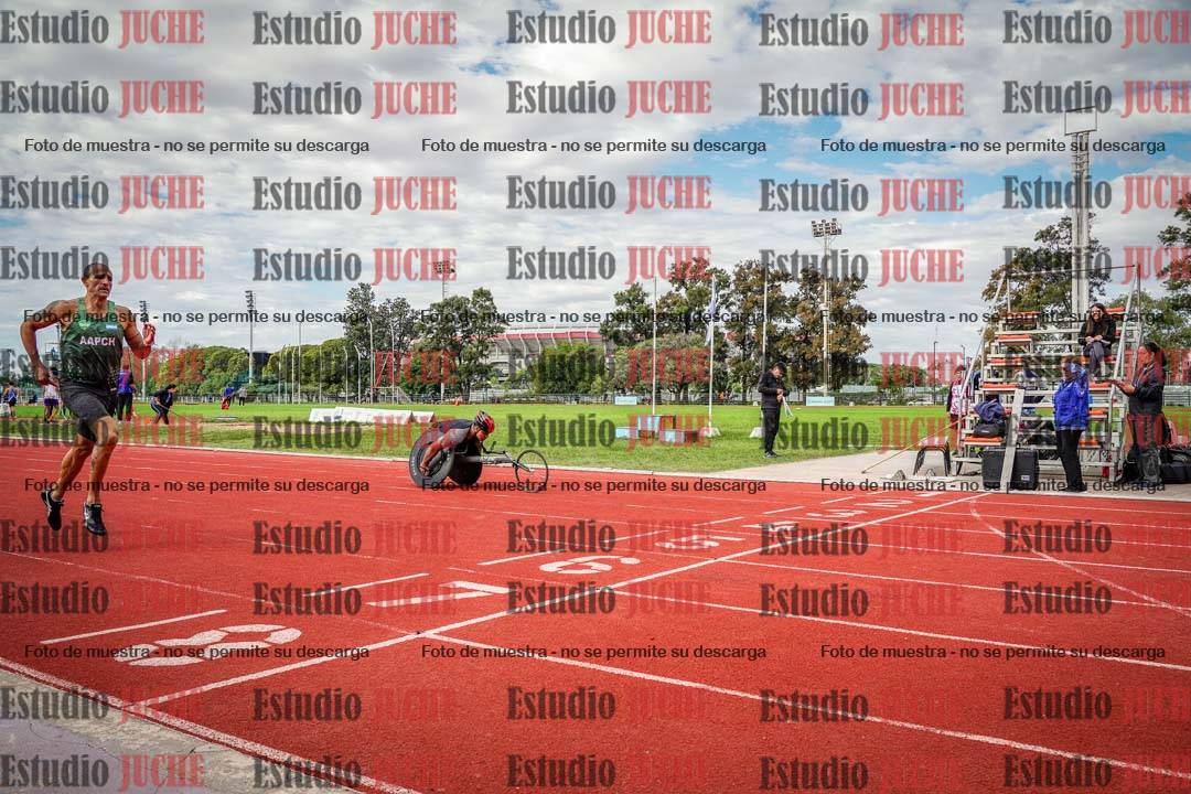 Fotos de los 400 m llanos de varones