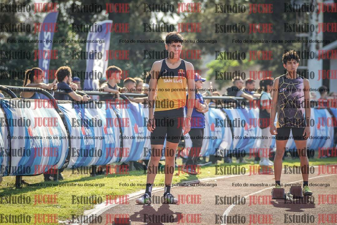 Fotos de los 400 m con vallas de varones