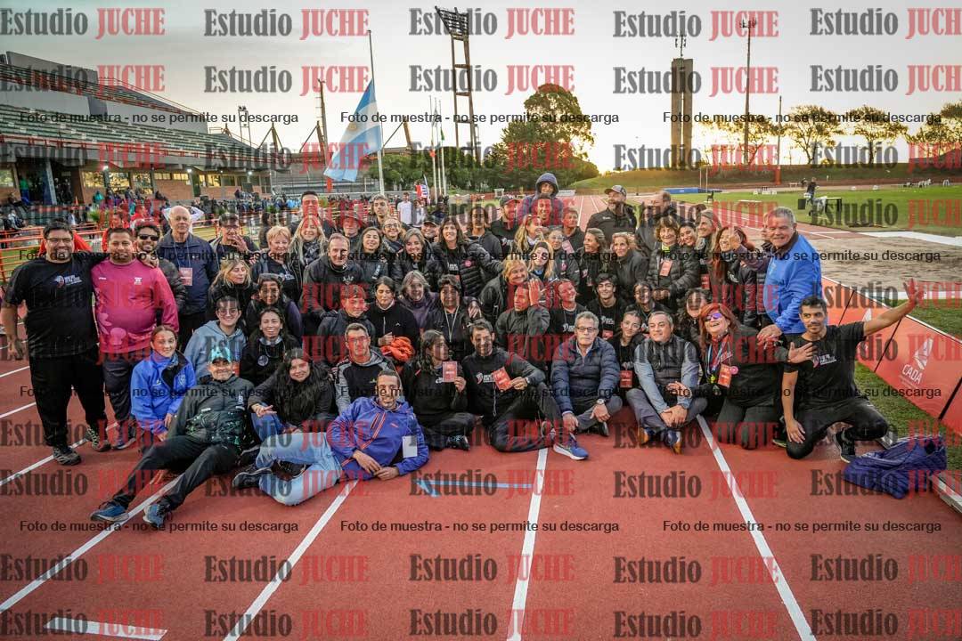 Fotos de algunos extras y podios del día 3