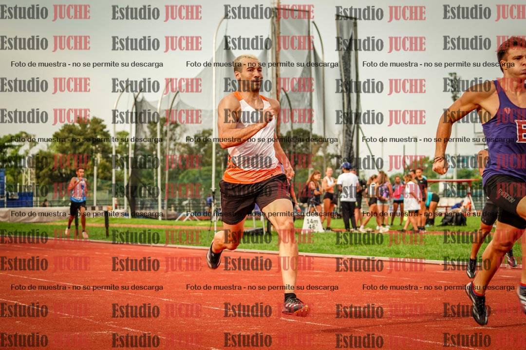 Fotos de los 400 m llanos de varones