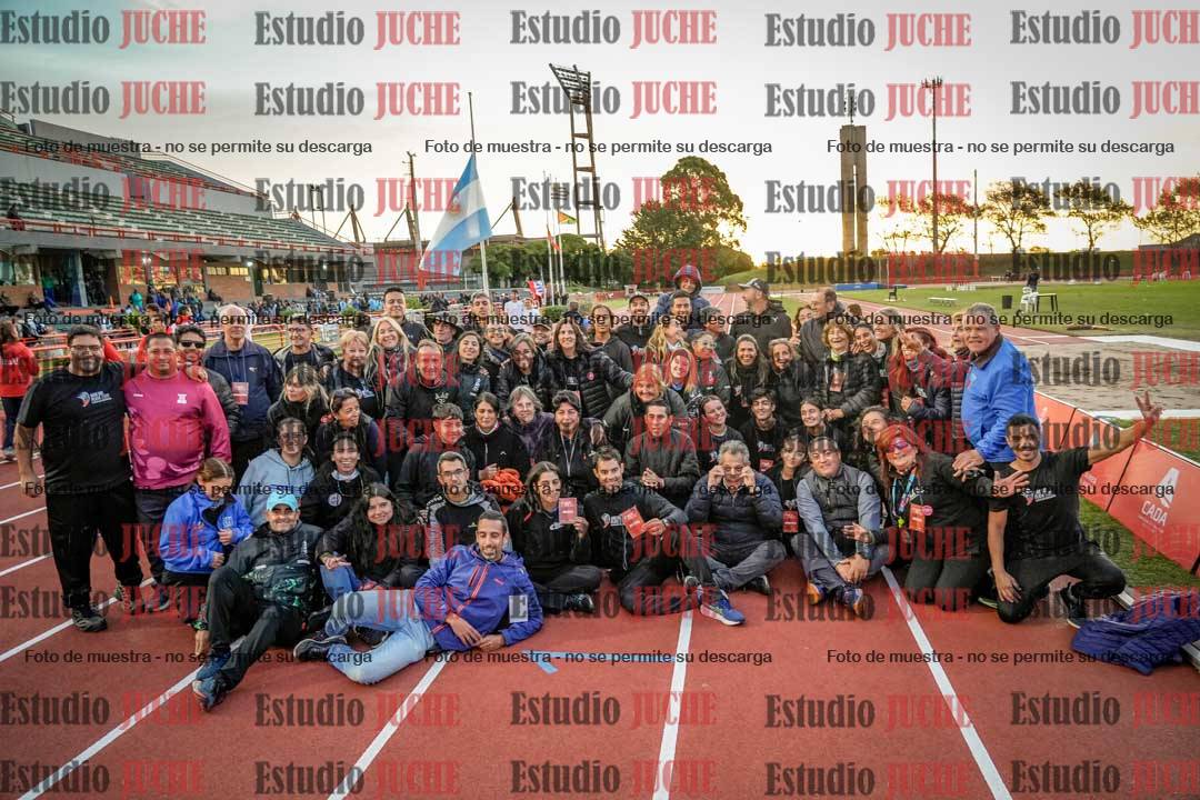 Fotos de algunos extras y podios del día 3