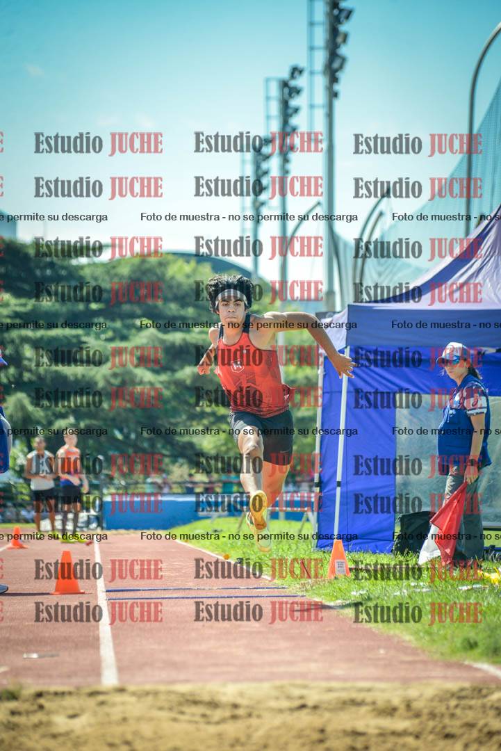 Fotos del salto triple de varones