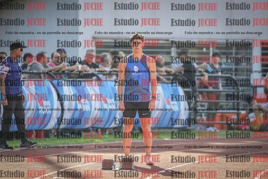 Fotos de los 400 m con vallas de varones