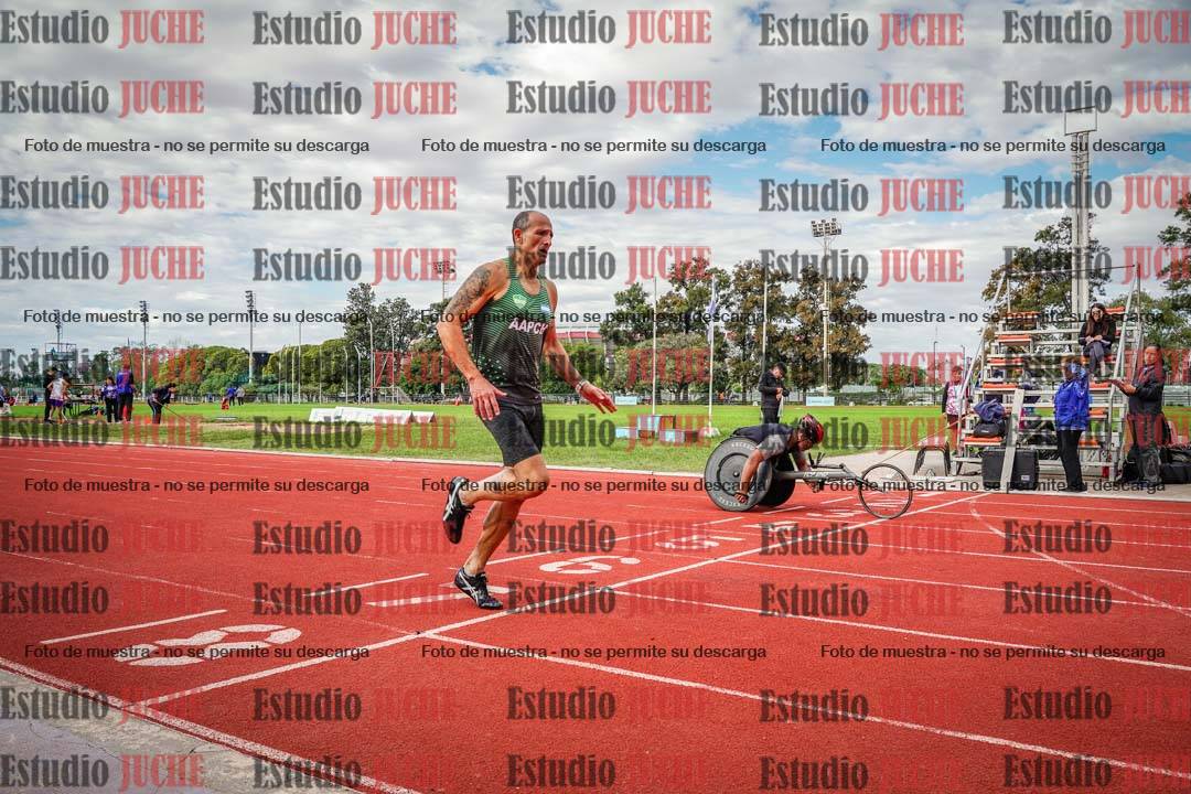 Fotos de los 400 m llanos de varones