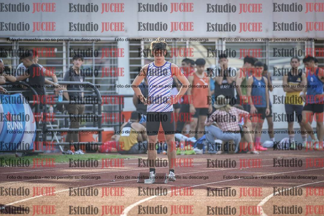 Fotos de los 400 m con vallas de varones