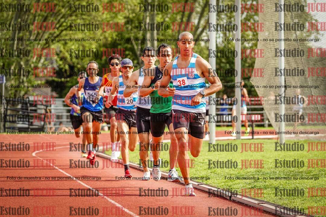 Fotos de los 3000 m llanos de varones