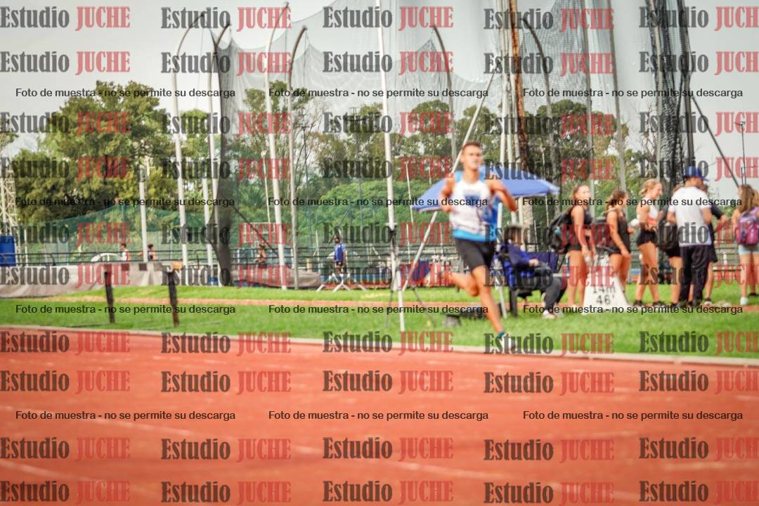 Fotos de los 400 m llanos de varones