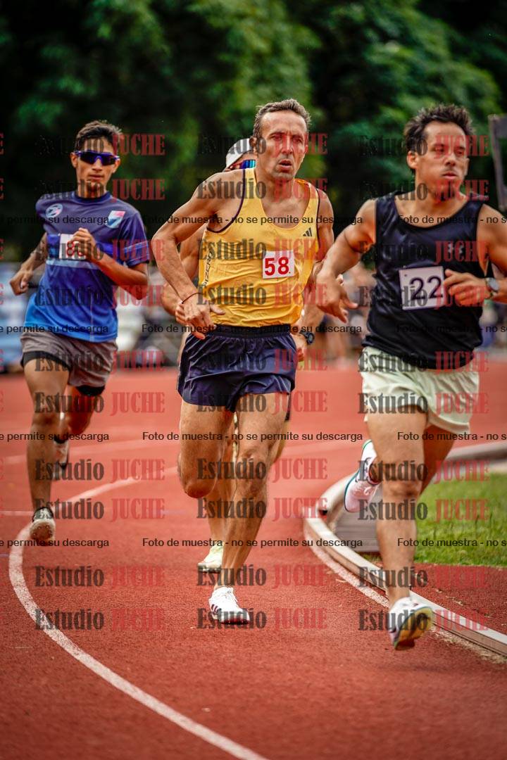 Fotos de los 800 m de varones