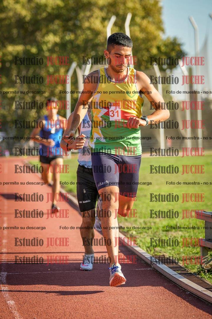 Fotos de los 3000 m llanos de varones