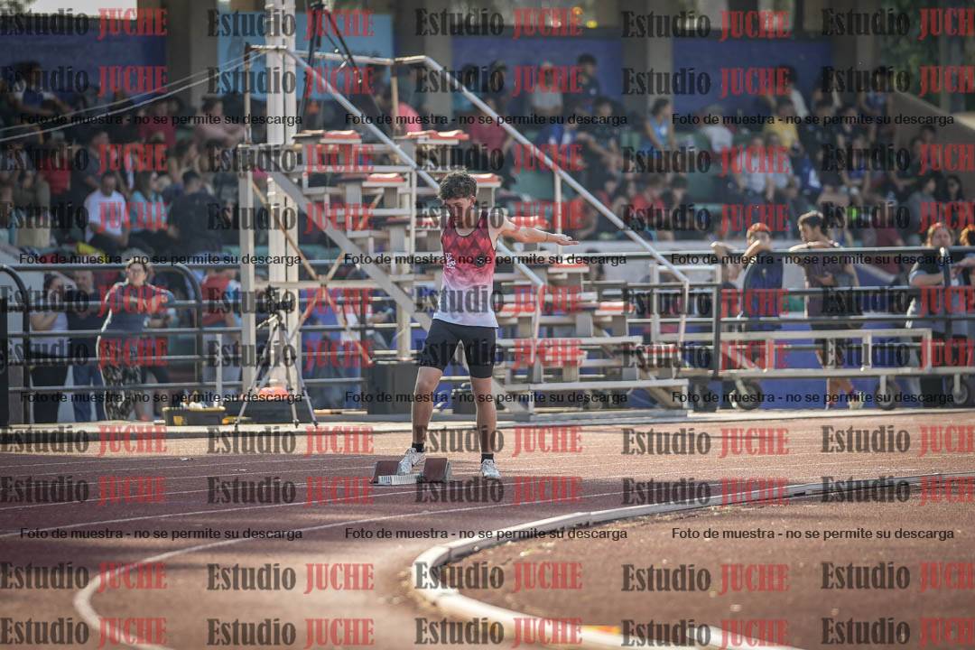 Fotos de los 400 m con vallas de varones